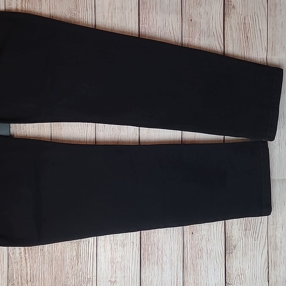 NWOT STYLE & CO BLACK SLIM LEG STRETCH JEANS - Picture 12 of 15